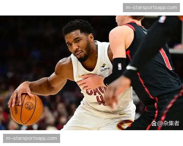 猛龙巴恩斯20+7+5全能表现，转换进攻中利用身高优势终结